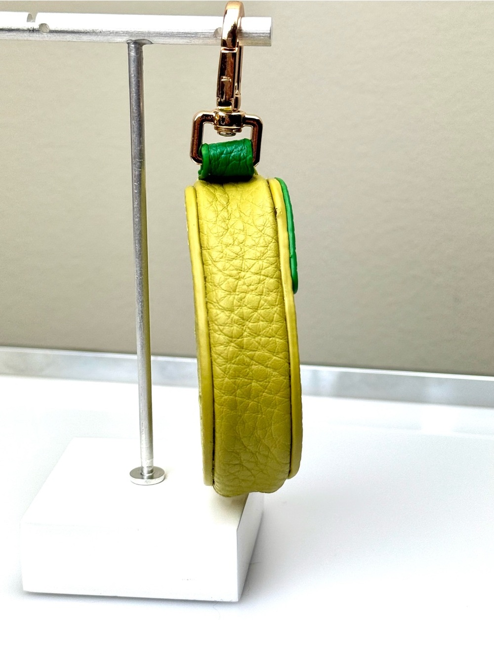 Pear Fruit Coin Pouch Keychain Micro Mini Bag Charm - Picture 5 of 10
